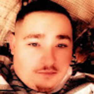 Meet your Posher, Dustin